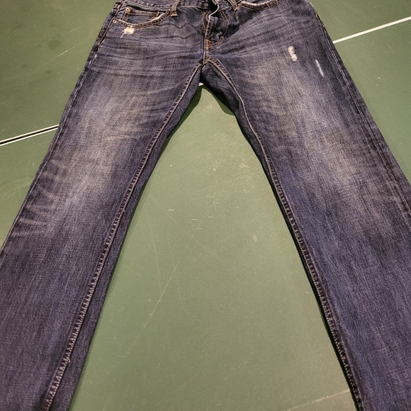 American Eagle Outfitters Other - Men's American Eagle slim fit distressed